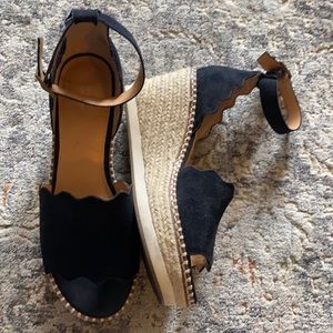 Crown Vintage Wedges